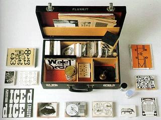 George Maciunas &laquo;Fluxkit&raquo;