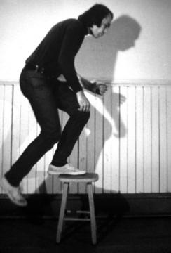 Vito Acconci »Step Piece«