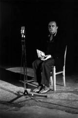 Alvin Lucier «I Am Sitting in a Room» | I Am Sitting in a Room; for voice on tape