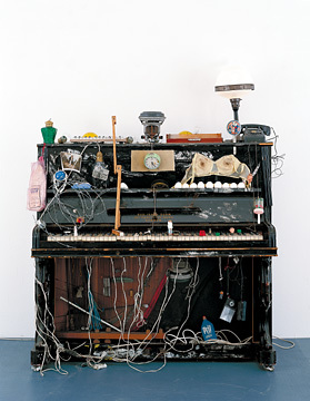 Nam June Paik »Exposition of Music – Electronic Television« | Prepared Pianos