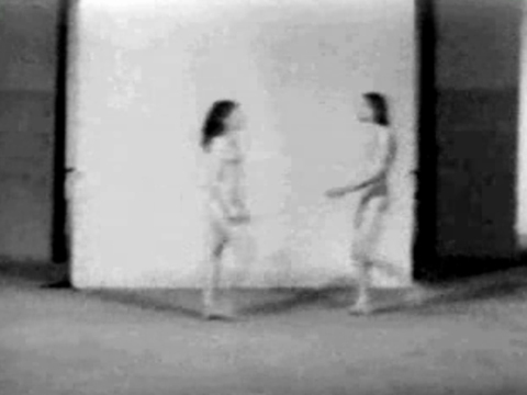 Abramovic, Marina; Ulay »Relation in Space«