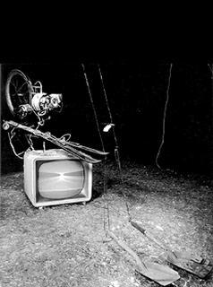 Wolf Vostell »Elektronischer dé-coll/age Happening Raum« | TV Gerät Nr. 3